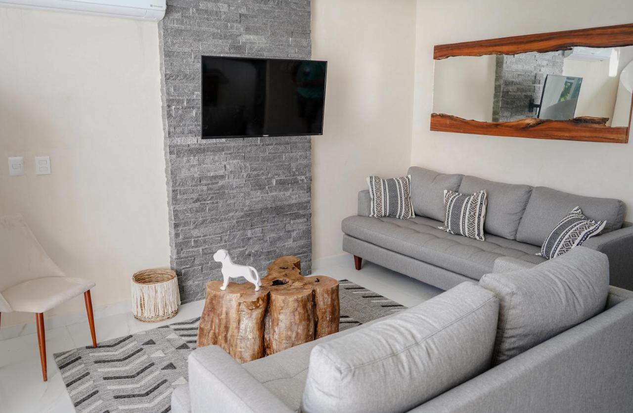 Luxury 2BR Condo w Private Jacuzzi, Fast Wifi, AC Tulum Zewnętrze zdjęcie