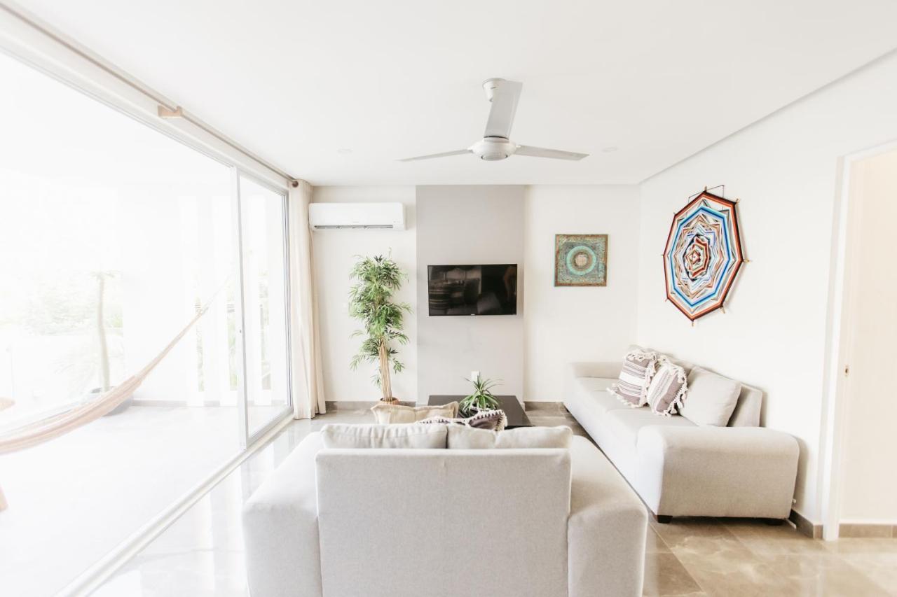 Luxury 2BR Condo w Private Jacuzzi, Fast Wifi, AC Tulum Zewnętrze zdjęcie