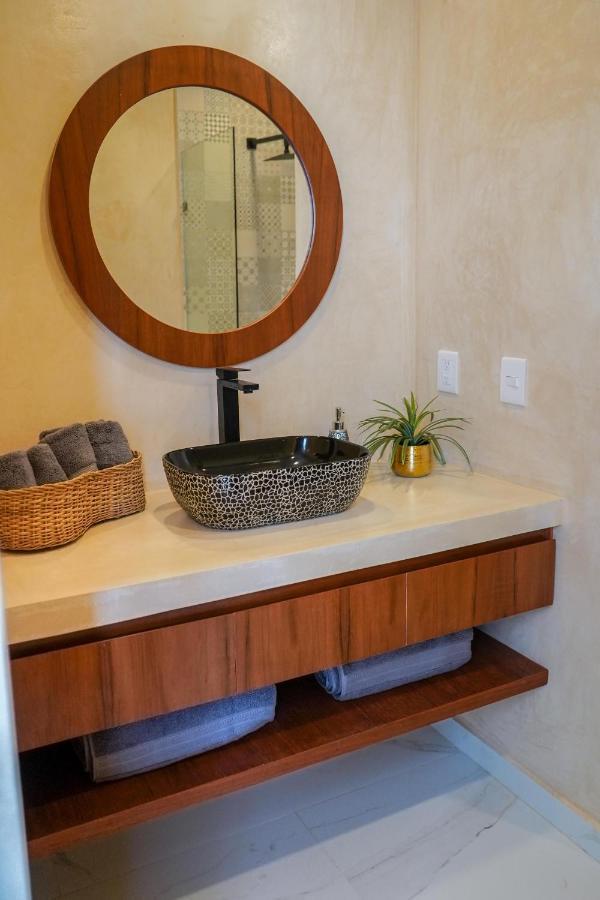 Luxury 2BR Condo w Private Jacuzzi, Fast Wifi, AC Tulum Zewnętrze zdjęcie