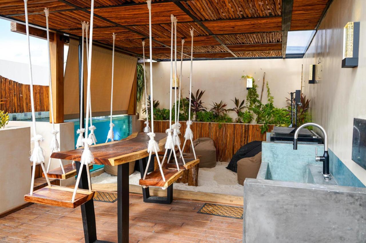 Luxury 2BR Condo w Private Jacuzzi, Fast Wifi, AC Tulum Zewnętrze zdjęcie